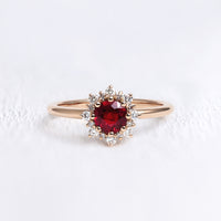 Bague de fiançailles marguerite rubis - Deloison Paris
